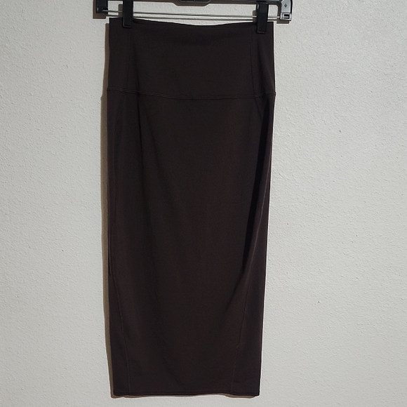 Lululemon Athletica Brown Skirt - Picture 2 of 10